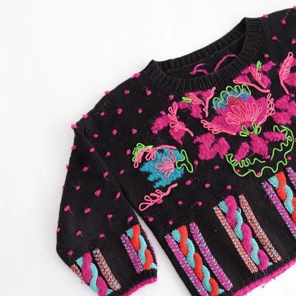 Vintage Black Knit with Neon Floral Yarn Design Crewneck Crop Sweater M - Picture 8 of 13